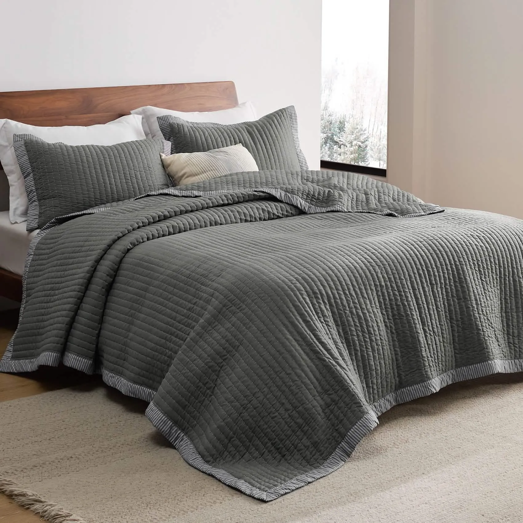 Corduroy Pattern Quilt Set