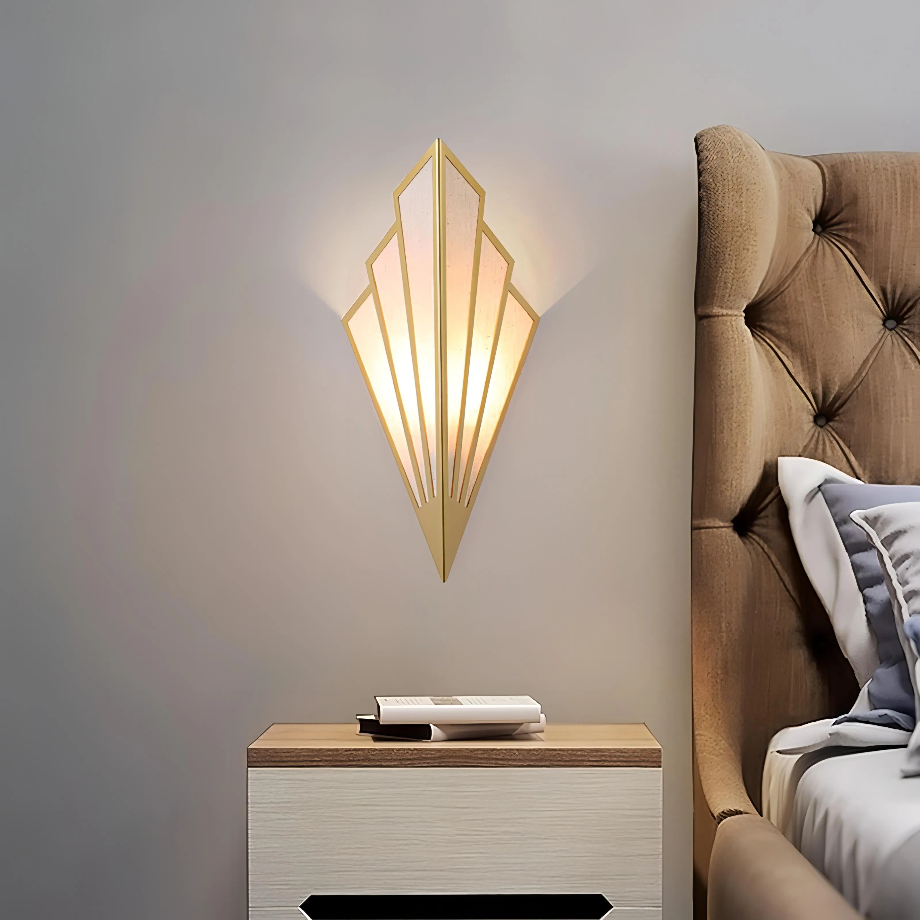 Dakari - Retro Modern Triangle Glass Wall Light