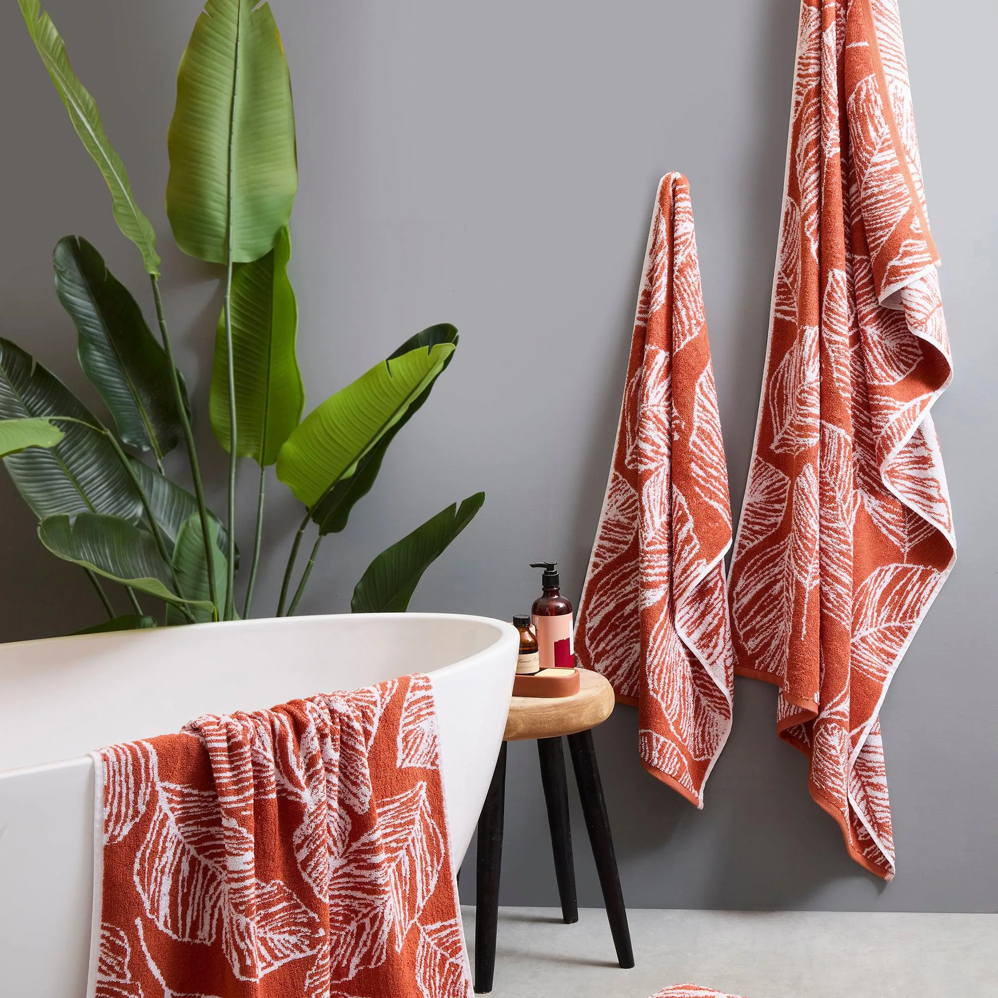 Fusion Matteo Towel - Terracotta