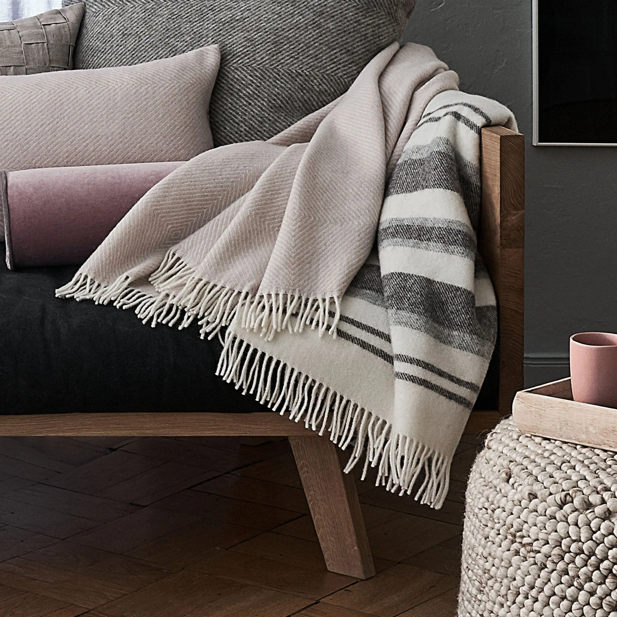 Gotland Blanket [Powder Pink & Cream]