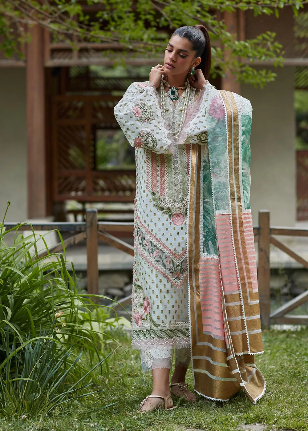 Ivory Lawn Suit - Saira Shakira X Crimson Luxury Lawn '23 - Shigar - D5A