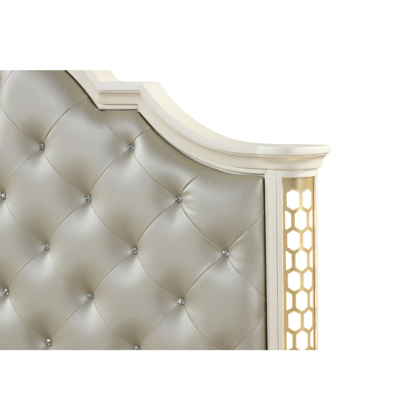 Jasmine Collection Queen Bed