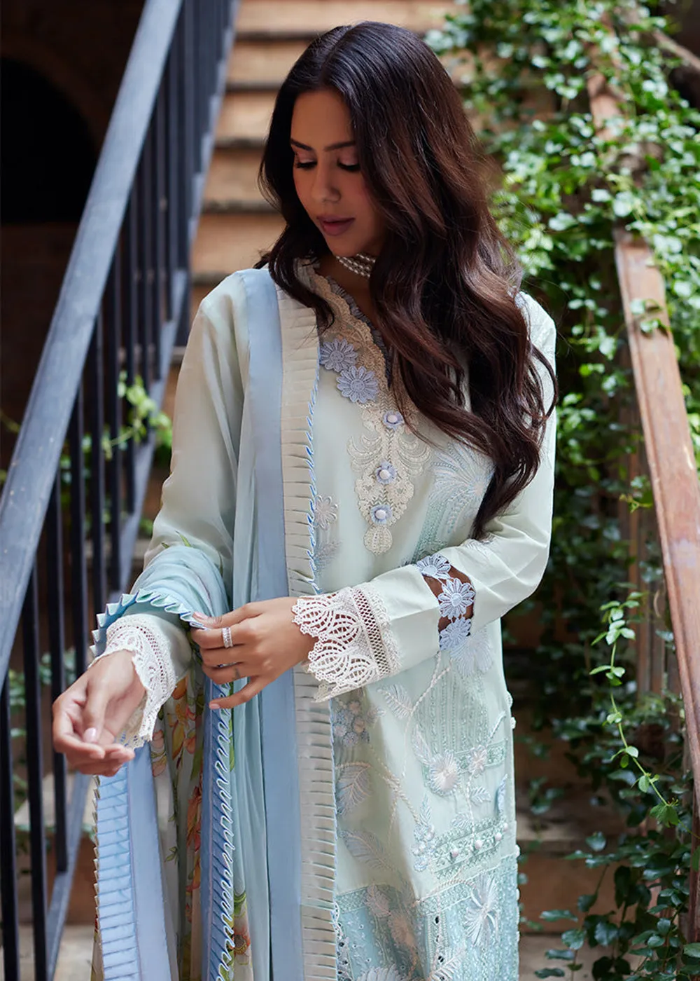 Te Amo Luxury Lawn 24 by Mushq | Enchanting Capri Charm